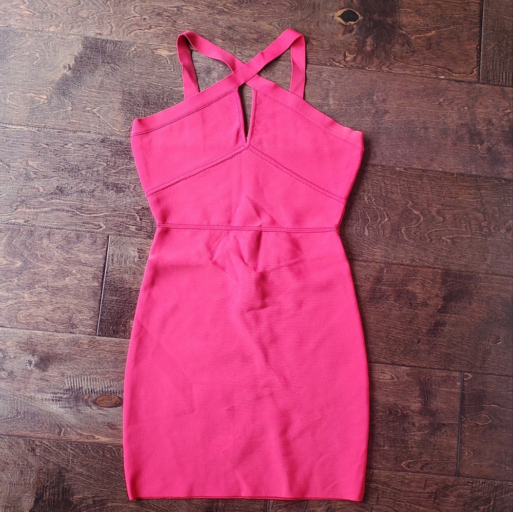 Bandage Bodycon dress coral pink M keyhole front cross straps Y2K bcbg maxazria